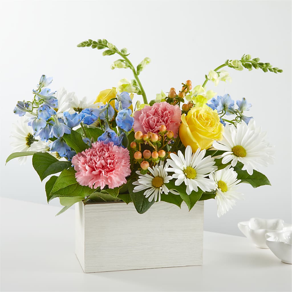Sun Salutation Box Bouquet – Waynesboro Emporium, Waynesboro GA