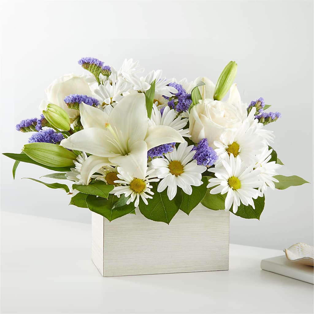 Beyond Blue Box Bouquet – Waynesboro Emporium, Waynesboro GA