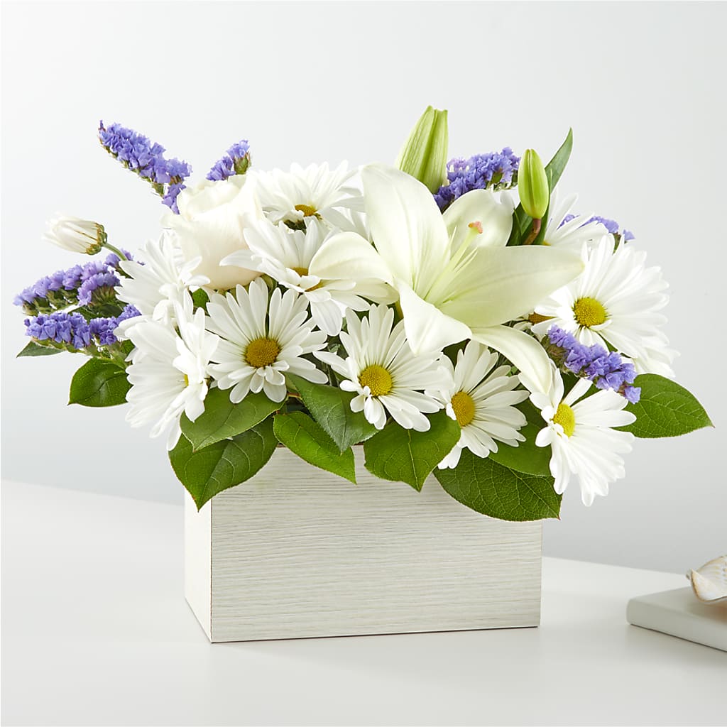 Beyond Blue Box Bouquet – Waynesboro Emporium, Waynesboro GA