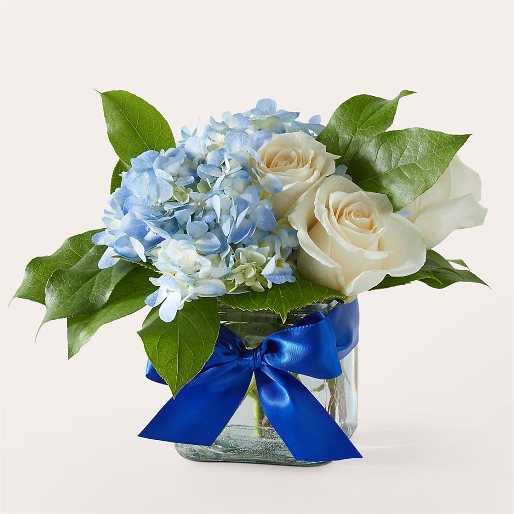 Sky Blue Delight Bouquet – Waynesboro Emporium, Waynesboro GA