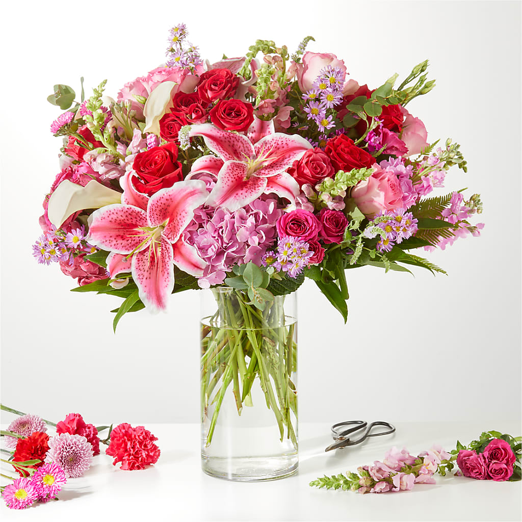 Swooning Over You - A Luxury Florist Original – Waynesboro Emporium, Waynesboro GA