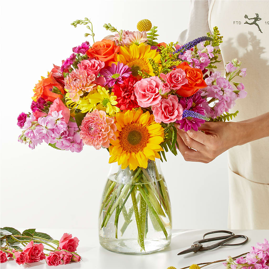 Cue the Confetti - A Florist Original – Waynesboro Emporium, Waynesboro GA