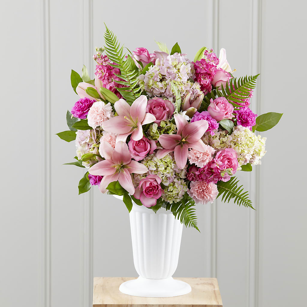Never-Ending Love Arrangement – Waynesboro Emporium, Waynesboro GA