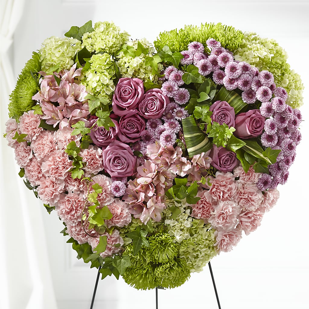 Heartwarming Standing Heart – Waynesboro Emporium, Waynesboro GA
