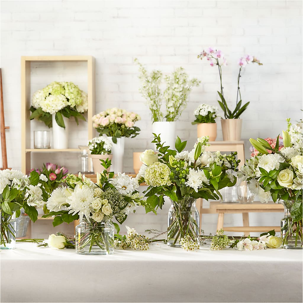 Classic Ivory – A Florist Original – Waynesboro Emporium, Waynesboro GA