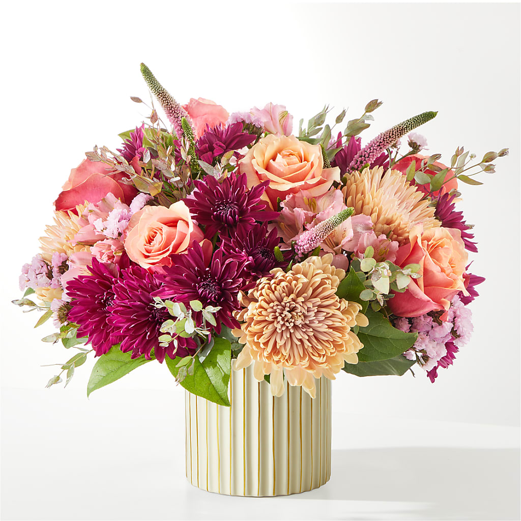 Berry Cobbler Bouquet with Ivory Vase – Waynesboro Emporium, Waynesboro GA
