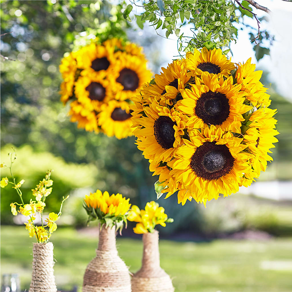 Sublime Garden Hanging Arrangement – Waynesboro Emporium, Waynesboro GA