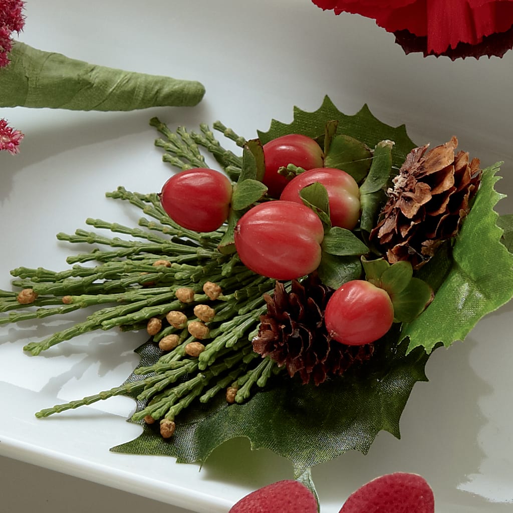 Red Berry Boutonniere – Waynesboro Emporium, Waynesboro GA