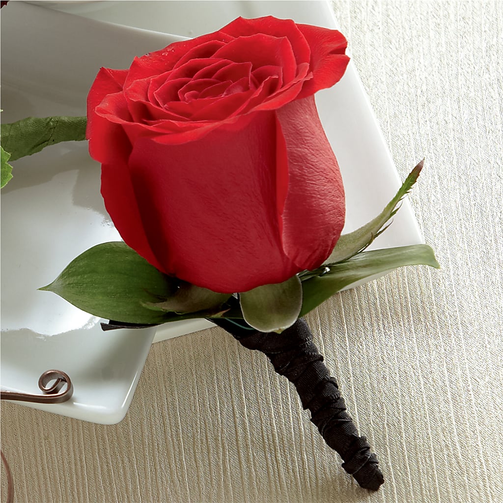 Red Rose Boutonniere – Waynesboro Emporium, Waynesboro GA