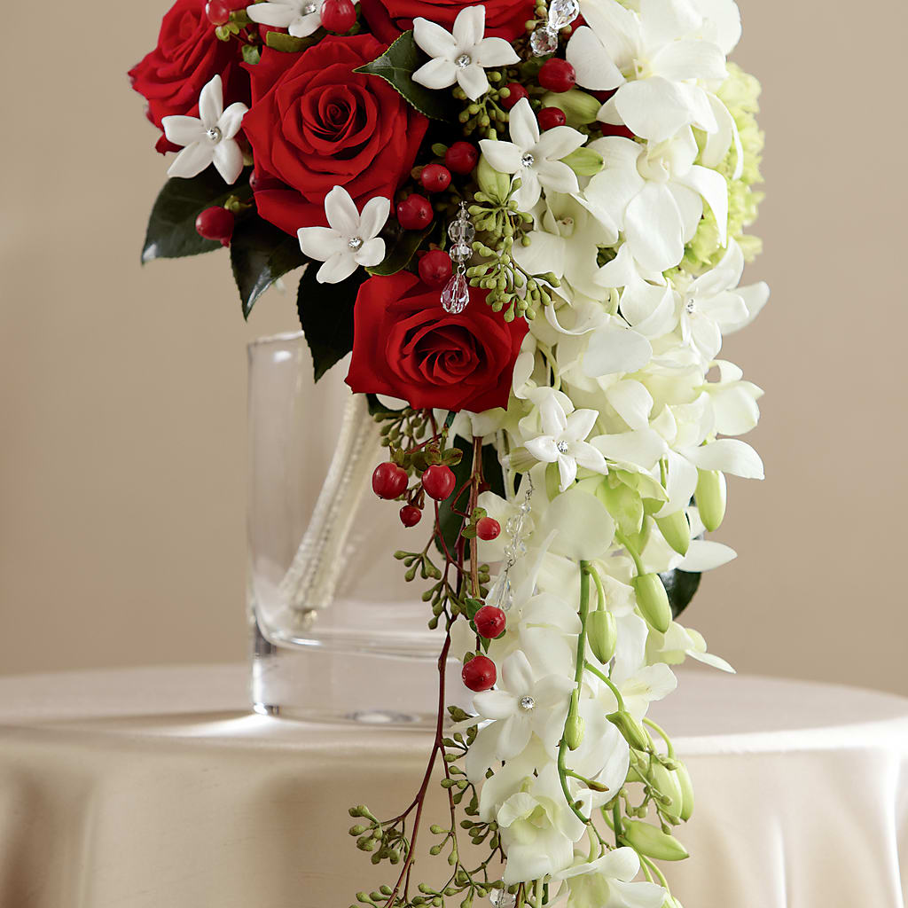Here Comes the Bride Bouquet – Waynesboro Emporium, Waynesboro GA