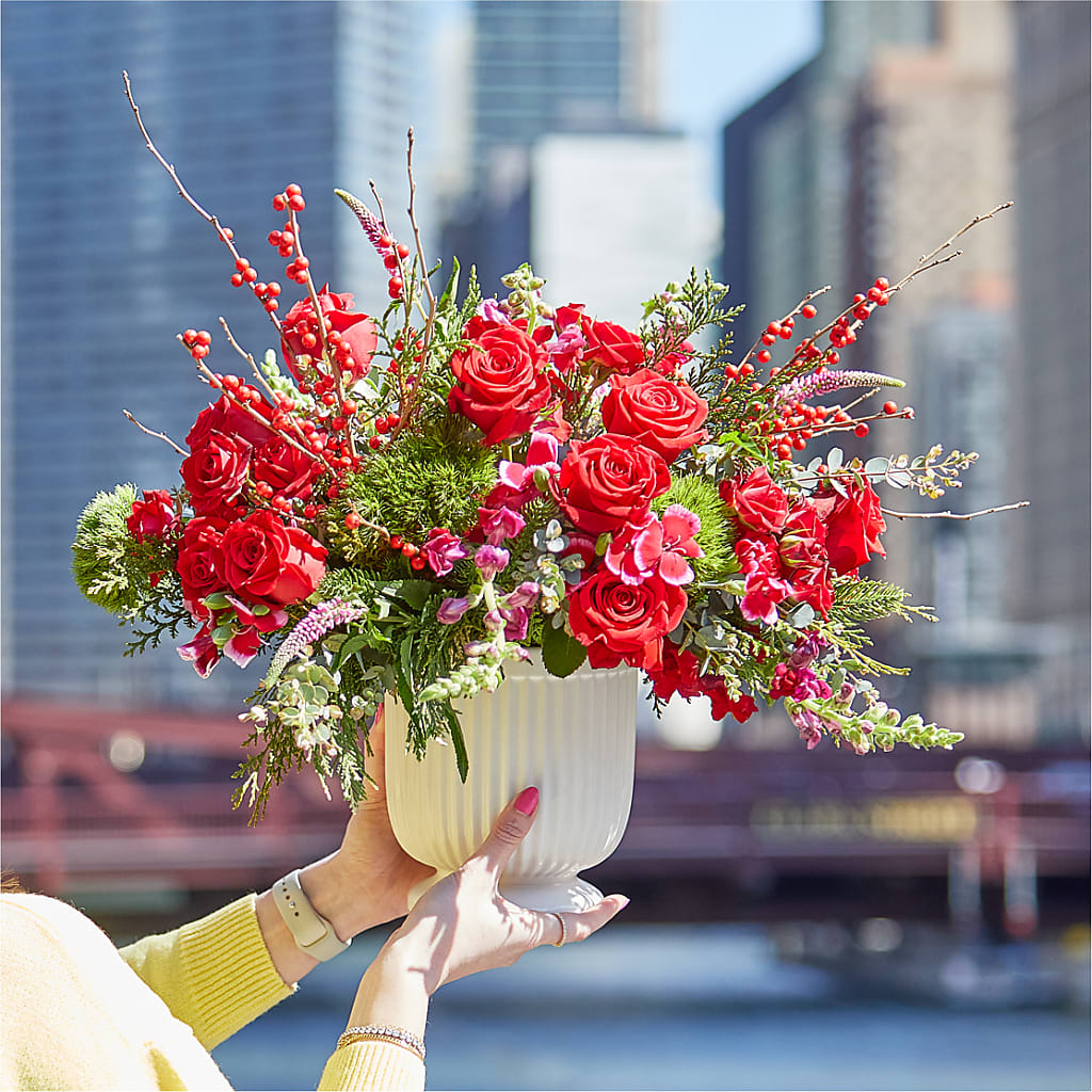 Big Red Bow Bouquet –  Waynesboro Emporium, Waynesboro GA