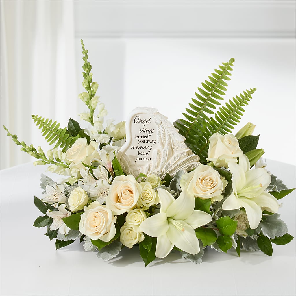 Holding You Close Arrangement –  Waynesboro Emporium, Waynesboro GA