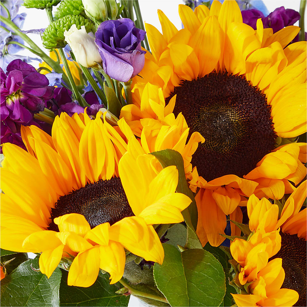Catching Rays Bouquet –  Waynesboro Emporium, Waynesboro GA