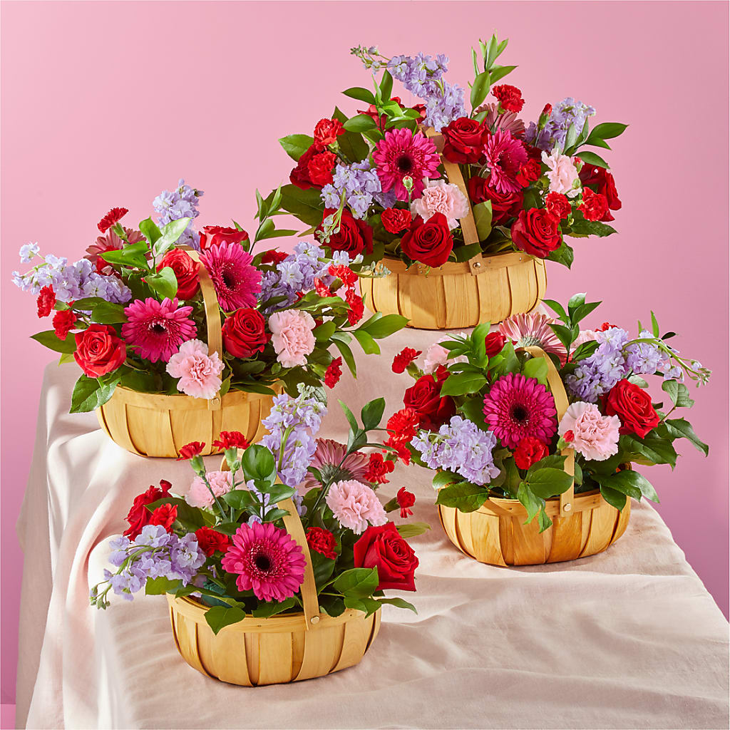 Pink Picnic Basket –  Waynesboro Emporium, Waynesboro GA