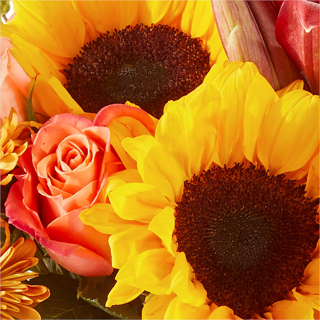 Acorn Lane Bouquet –  Waynesboro Emporium, Waynesboro GA