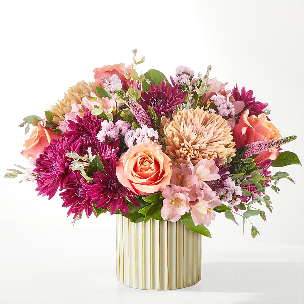 Berry Cobbler Bouquet with Ivory Vase –  Waynesboro Emporium, Waynesboro GA