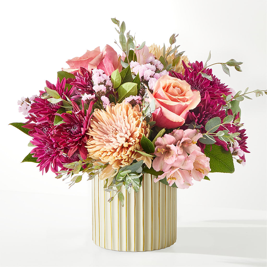 Berry Cobbler Bouquet with Ivory Vase –  Waynesboro Emporium, Waynesboro GA