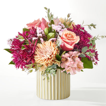Berry Cobbler Bouquet with Ivory Vase –  Waynesboro Emporium, Waynesboro GA