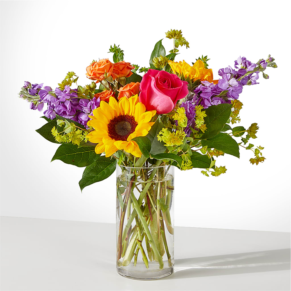 Vibrant Greetings Bouquet –  Waynesboro Emporium, Waynesboro GA